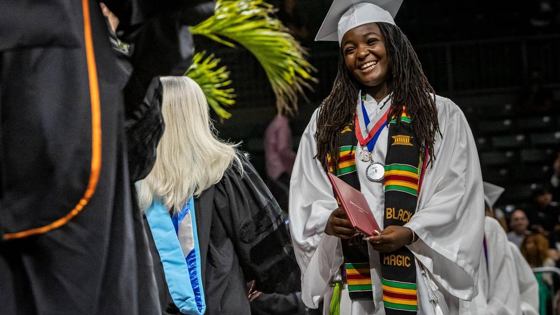 This 17-Year-Old Miami Student Got Accepted Into All Eight Ivy League Schools