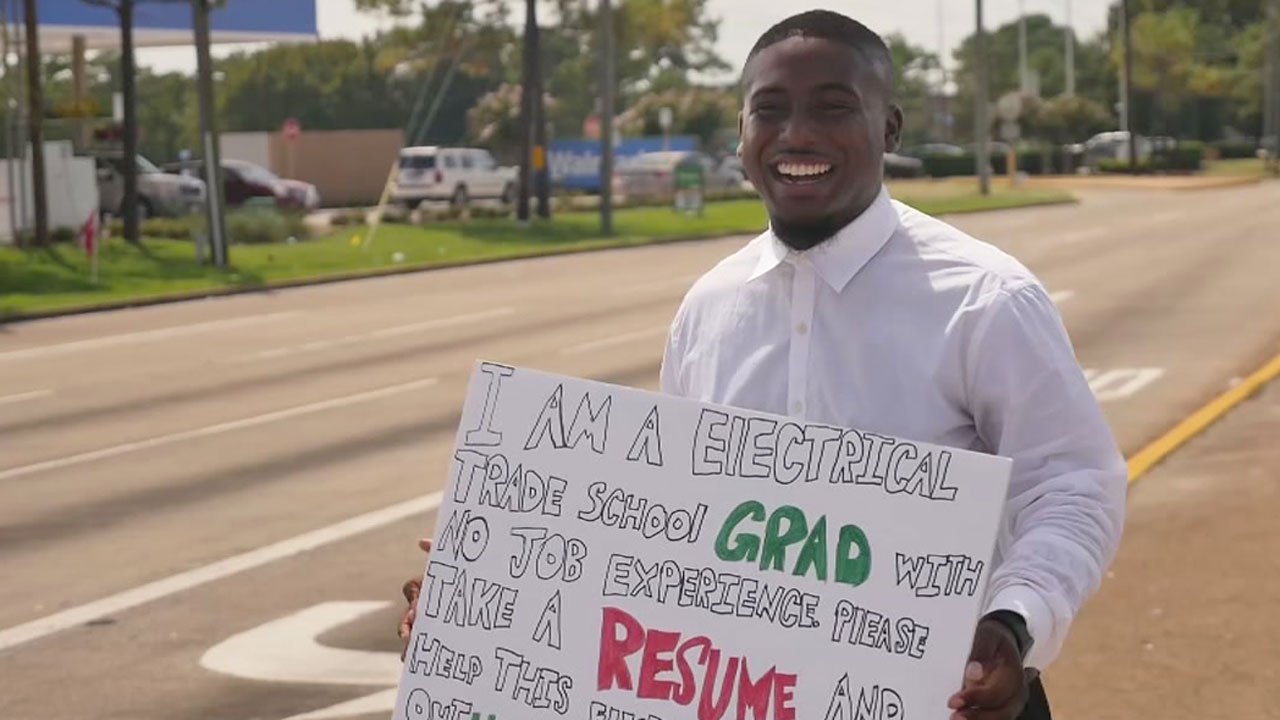 Can’t Knock The Hustle: Recent Grad Passes Out Résumés At Intersection And Lands Dream Job