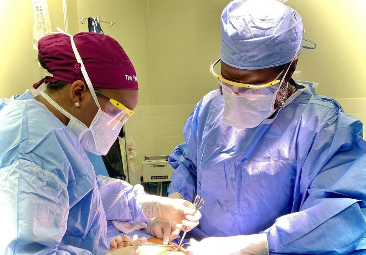 Sibling Goals – Brother And Sister Team Up To Perform Surgery Together