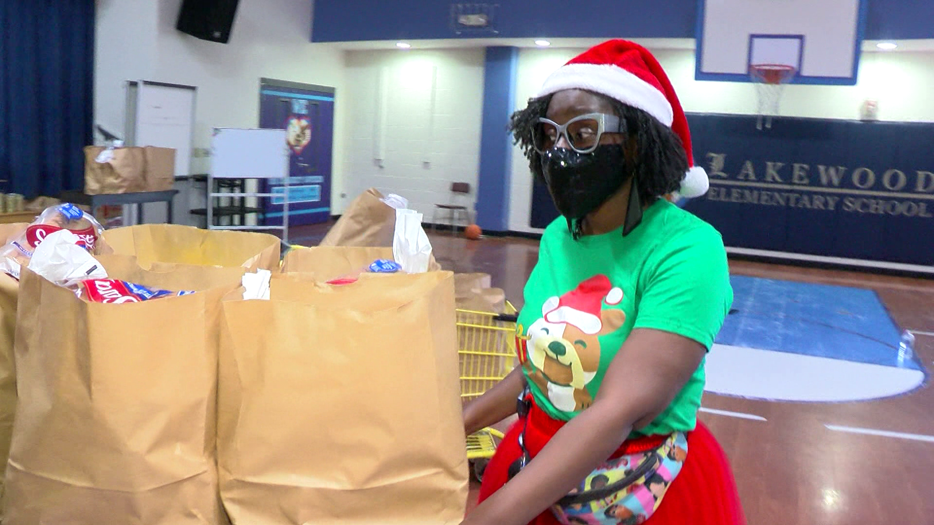 NC Teacher Raises Over $100,000 To Feed Hungry Students Over Holiday Break