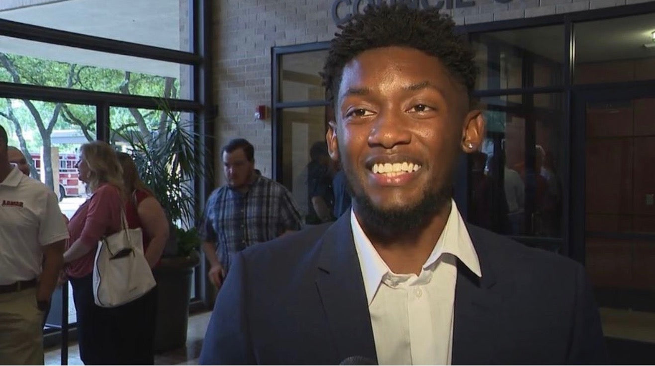 21 Year Old Hotel Employee Who Managed 90 Guests Alone During Tropical Storm Is Gifted New Car