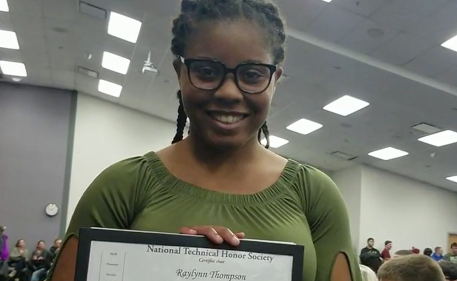 She Has a 4.71 GPA and Got Accepted into 62 Colleges