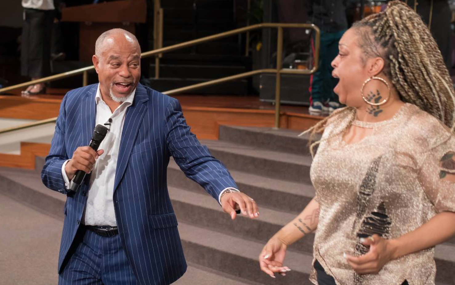 Church Surprised Four Single Mothers With Cars Ahead of Mothers Day