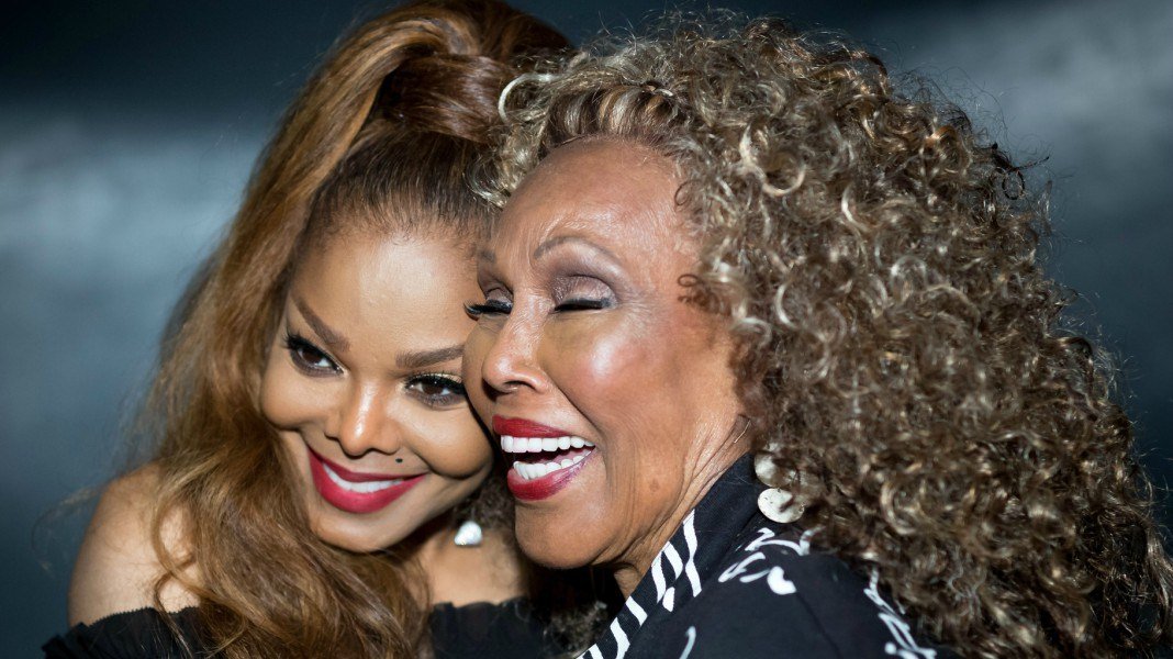 Check Out Janet Jackson And Ja’net DuBois’ Mini ‘Good Times’ Reunion