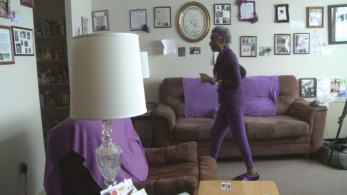 86-Year-Old Grandma is Living Her Best Life After Losing 120 Pounds by Walking in Her Apartment