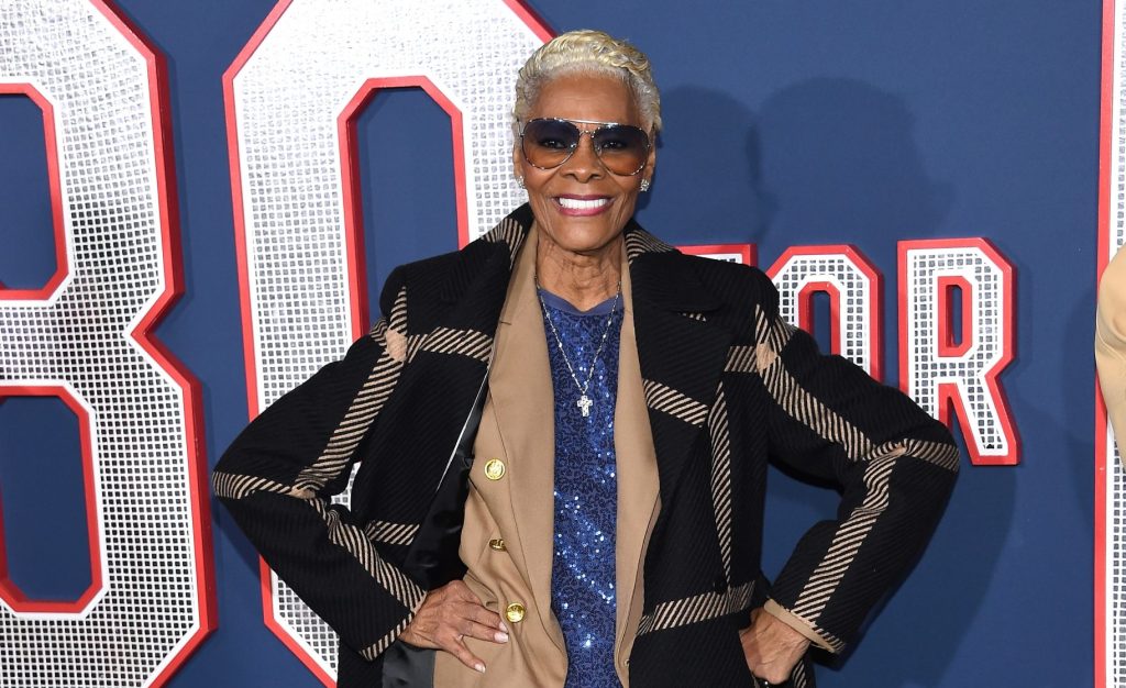 Dionne Warwick arrives for 80 for BradyÕ Hollywood Premiere