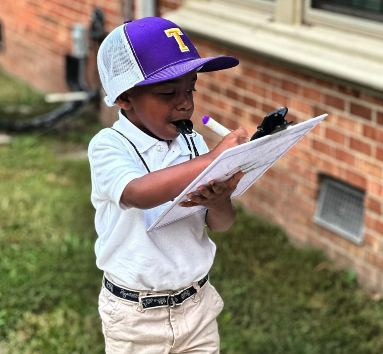 4yo Basketball Coach Is This NC High School Team’s Secret Weapon