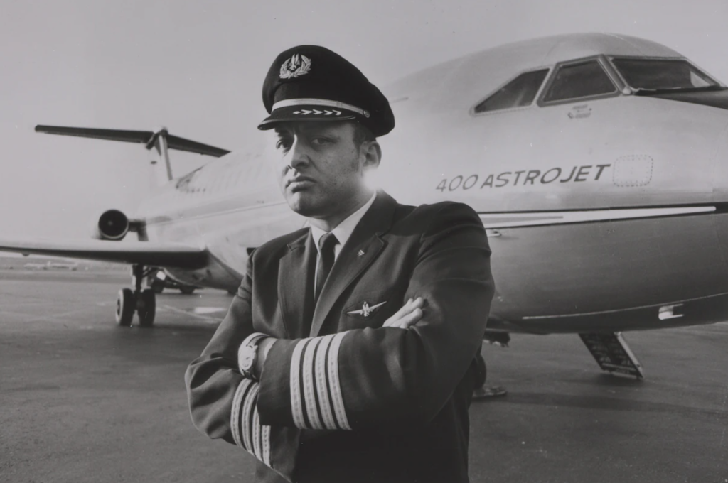 Remembering David Harris, The FIrst Black Commercial Pilot for A Major Airline
