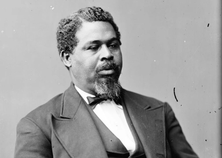 Civil War Era Politician Robert Smalls Becomes First African American to Receive Monument in South Carolina