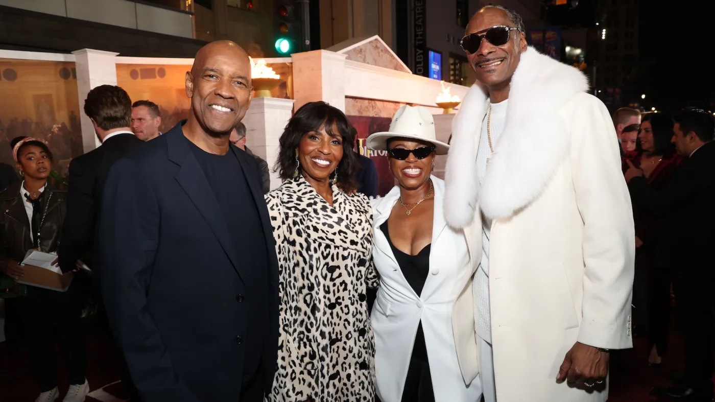 Watch Denzel Washington & Snoop Dogg Share Heartwarming Red Carpet Moment