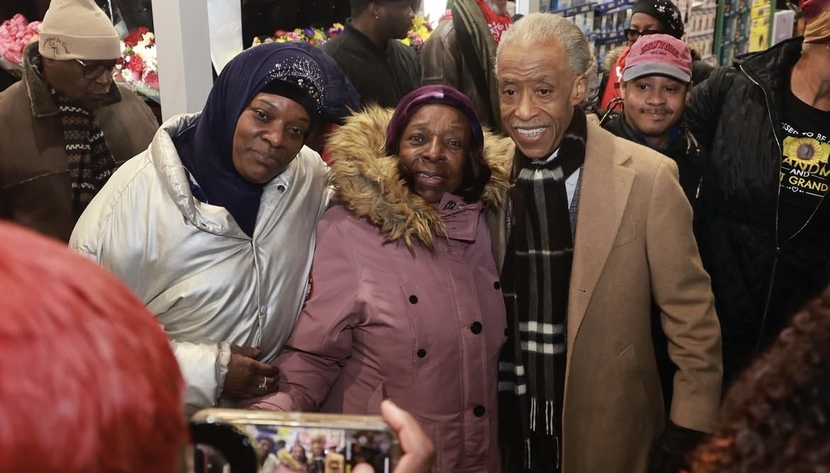 Rev. Al Sharpton Leads ‘Buy-In’ at Harlem Costco to Support Companies Prioritizing DEI