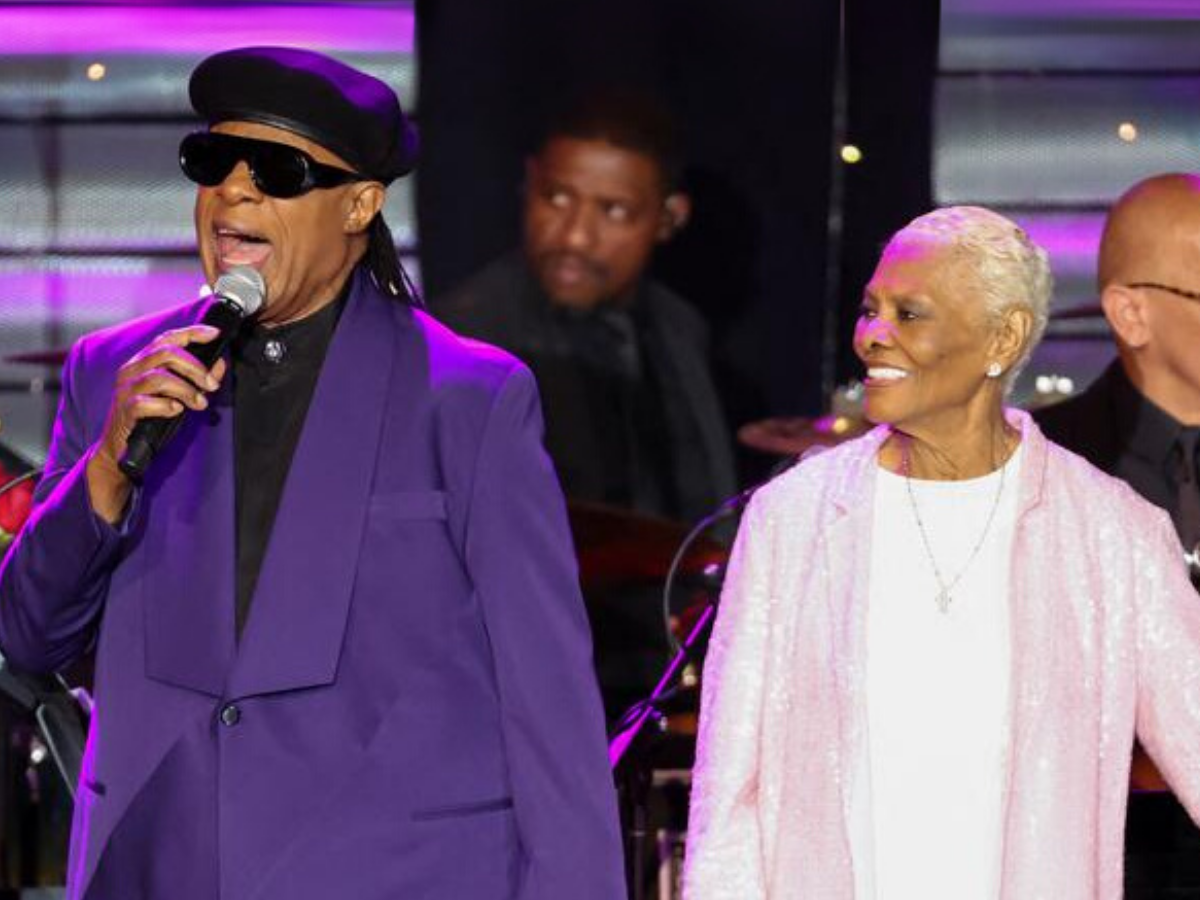 Stevie Wonder Surprises Dionne Warwick With Legendary Reunion Performance